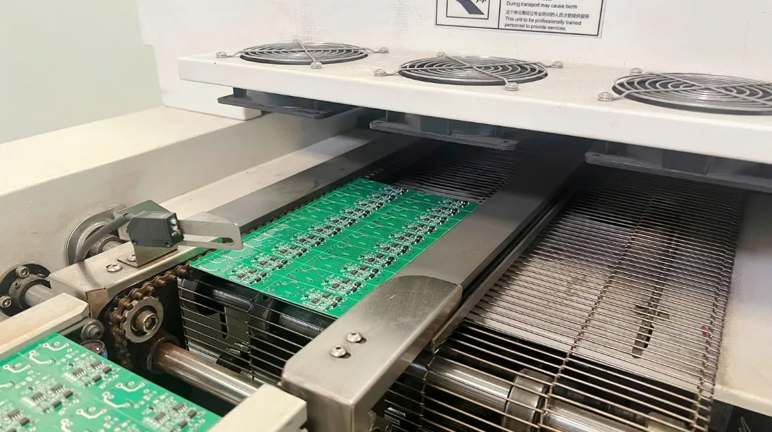 Cách lò reflow vận hành