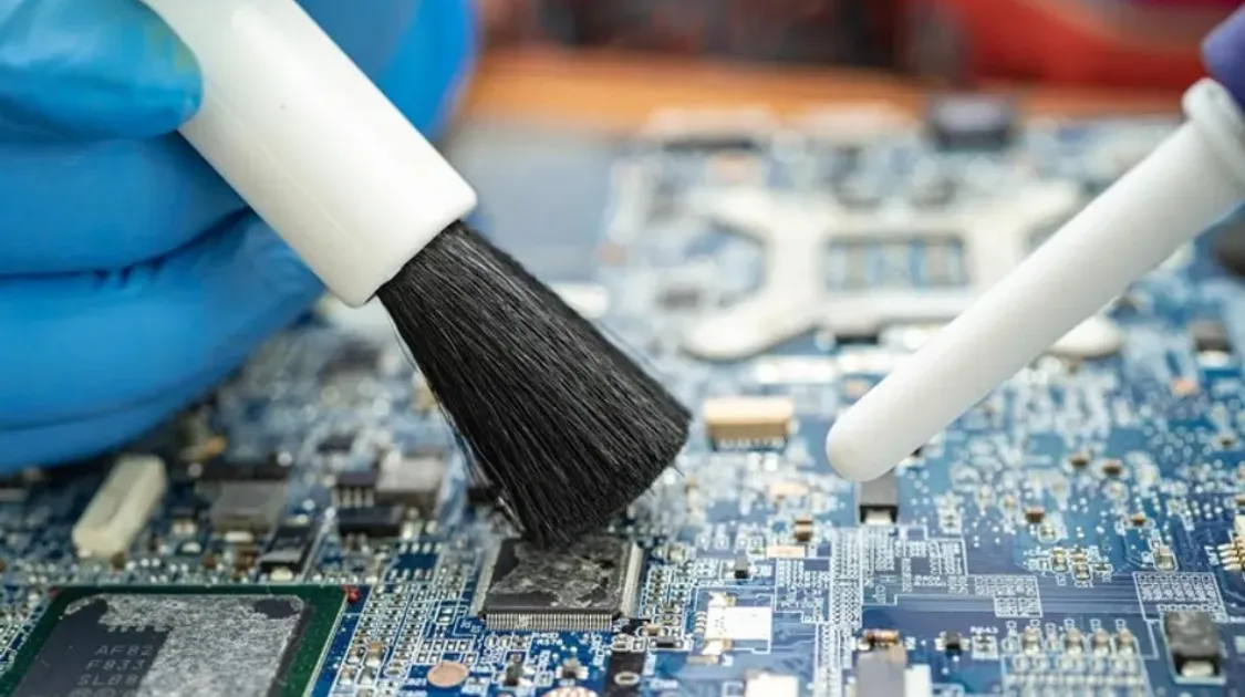 Cách vệ sinh mạch đúng cách 
